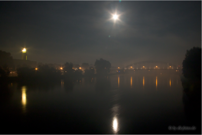 Mondschein an der Elbe